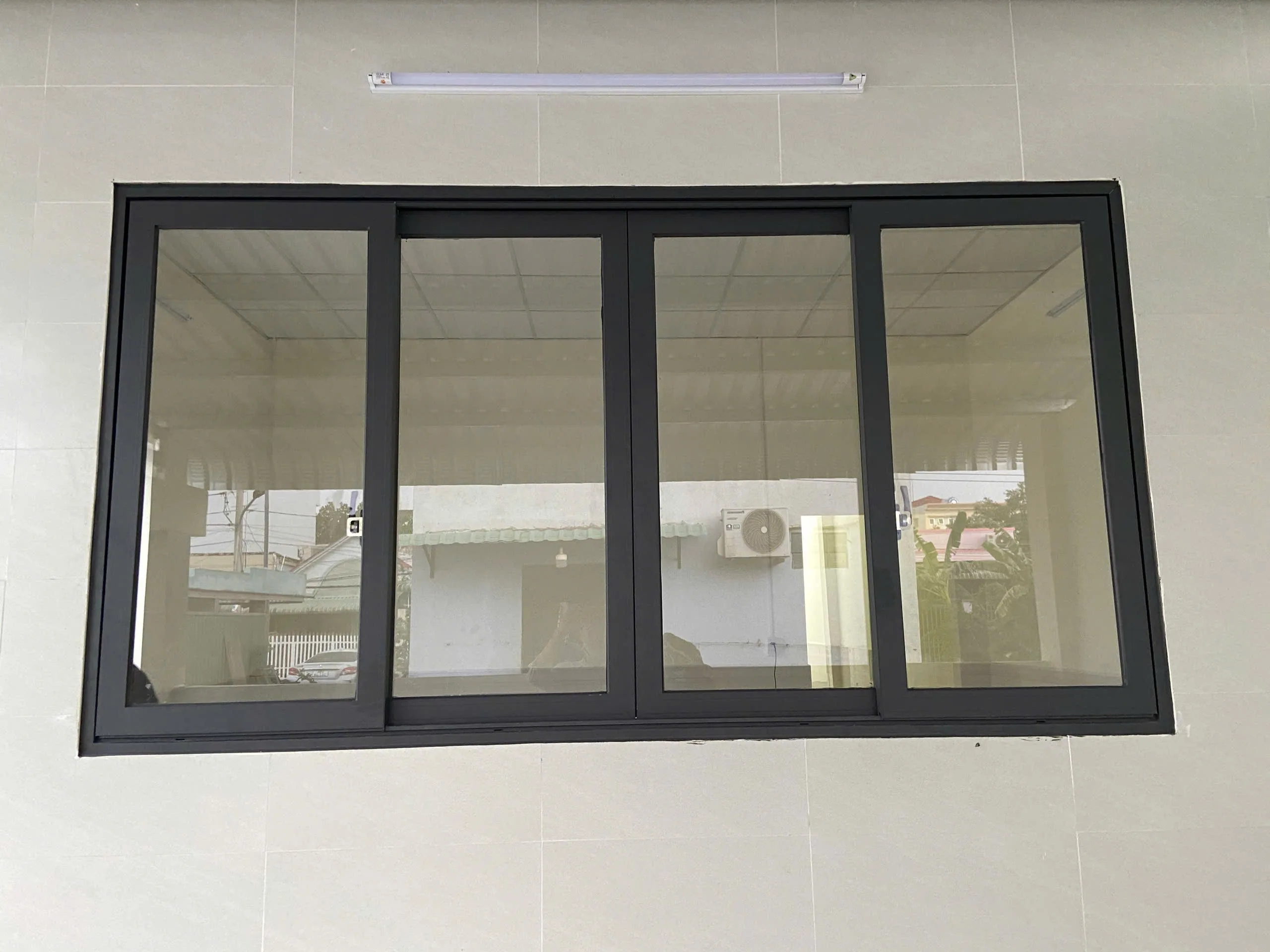 Cửa Sổ Lùa 4 Cánh