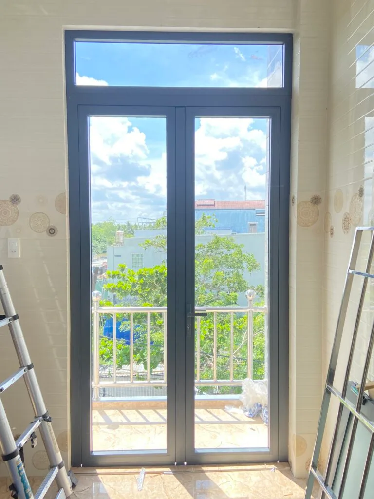 Cửa Nhôm Xingfa 2 Cánh Mở Quay